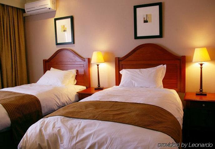 Protea Hotel By Marriott Harrismith Montrose Extérieur photo