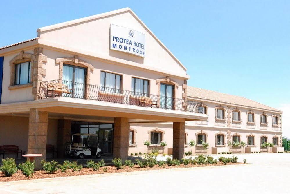 Protea Hotel By Marriott Harrismith Montrose Extérieur photo